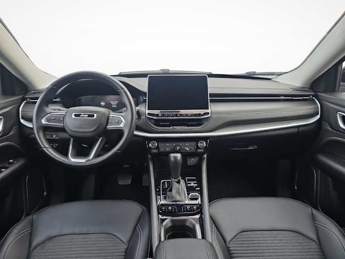 Vehicle image JEEP COMPASS