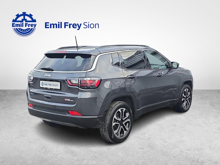 Vehicle image JEEP COMPASS