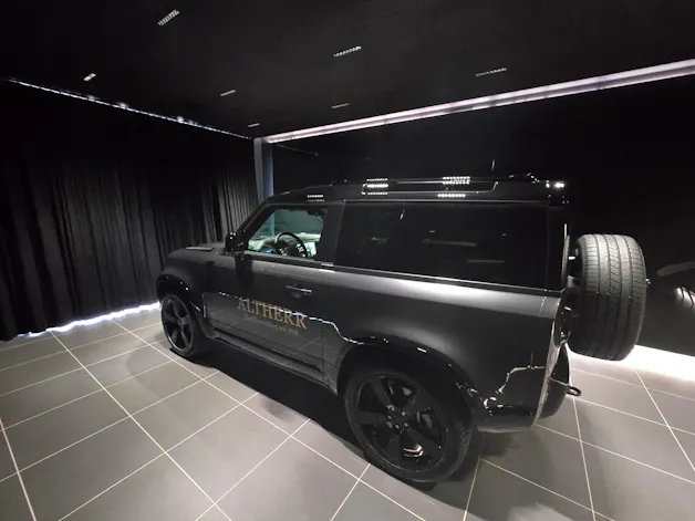 Land Rover Defender 90 3.0 D I6 350 X-Dynamic HSE
