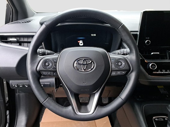 Vehicle image 13 Vehicle image 13