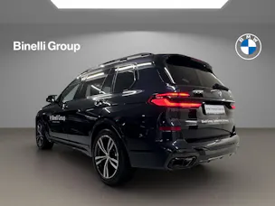 BMW X7 M60i