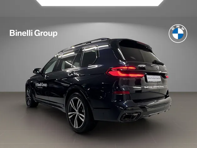 BMW X7 M60i