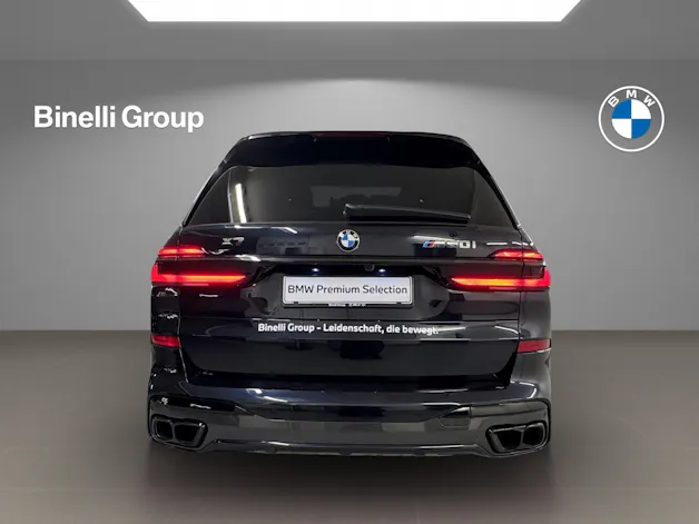 BMW X7 M60i