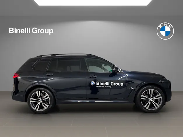 BMW X7 M60i