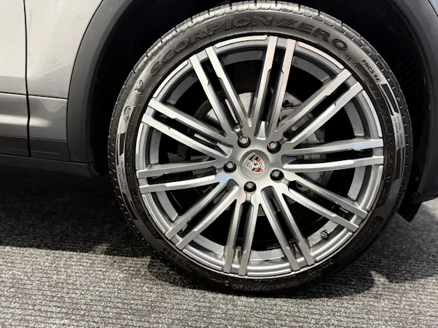 Porsche Cayenne 3.0 V6 S Hybrid