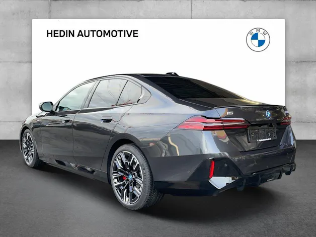 BMW i5 M60 xDrive