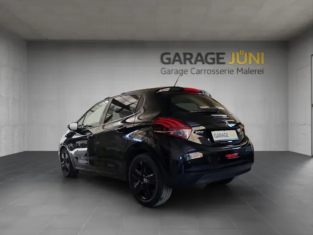 Peugeot 208 1.2 PureTech Style S/S
