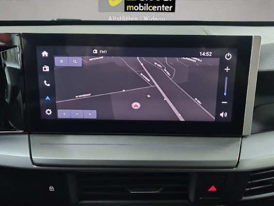 Vehicle image 9 Vehicle image 9