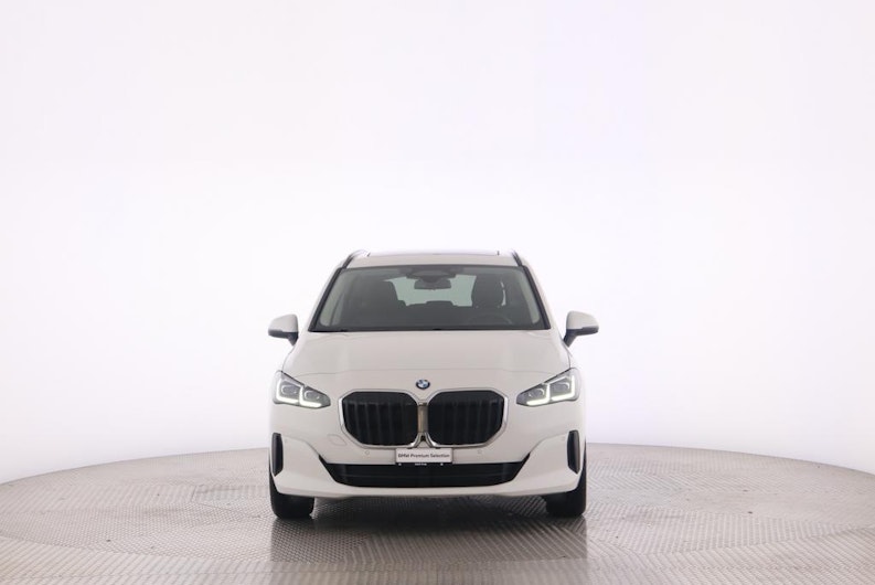 Vehicle image BMW 2 SERIES