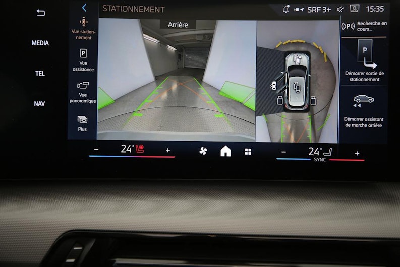 Vehicle image BMW 2 SERIES