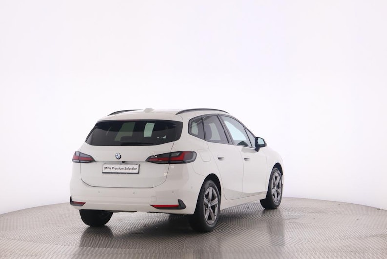 Vehicle image BMW 2 SERIES