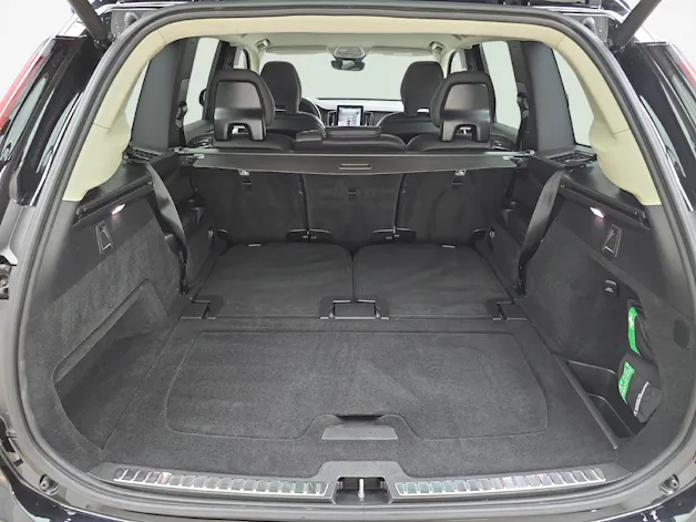 Volvo XC90 2.0 B5 MH Plus Bright AWD / Jetzt mit attraktivem 1.9% Leasing!
