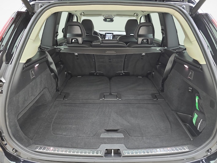 immagine del veicolo VOLVO XC90