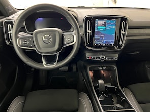 Fahrzeugbild VOLVO C40 E80 Plus AWD / ab 3,99% Leasing bei Abschluss einer Protect Autoversicherung