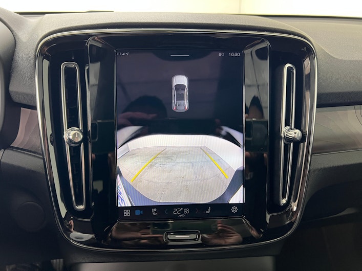 Fahrzeugbild VOLVO C40