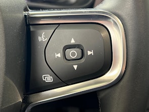 Fahrzeugbild VOLVO C40 E80 Plus AWD / ab 3,99% Leasing bei Abschluss einer Protect Autoversicherung