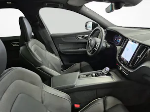 Volvo XC60 2.0 T6 TE Plus Dark eAWD / Jetzt mit attraktivem 1.9% Leasing!