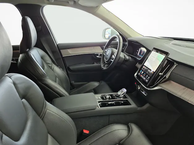 Volvo XC90 2.0 B5 MH Plus Bright AWD / Jetzt mit attraktivem 1.9% Leasing!