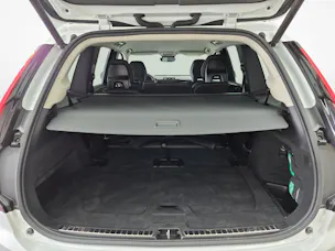 Volvo XC90 2.0 B5 MH Plus Bright AWD / Jetzt mit attraktivem 1.9% Leasing!