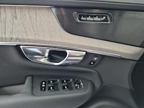 immagine del veicolo VOLVO XC90 2.0 B5 MH Plus Bright AWD