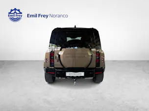 Land Rover Defender 110 3.0 D I6 250 X-Dynamic SE