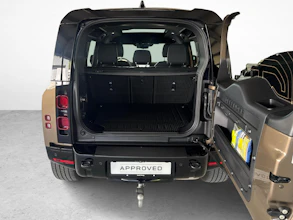https://vehicle.imgix.net/4138602/fa84b5f4-11e9-4cee-a96f-dcb90289a579.jpg