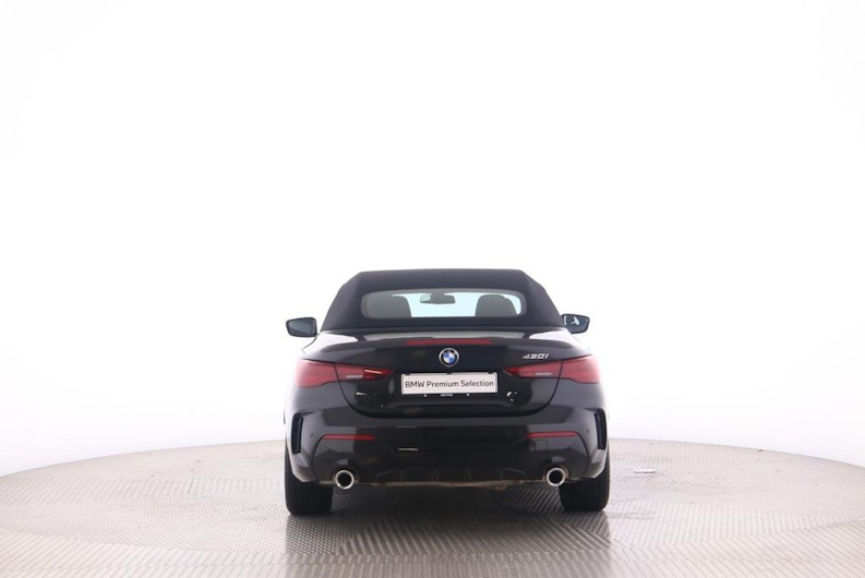 Vehicle image BMW 4 SERIES