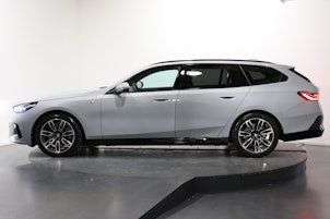 Vehicle image BMW 520d xDrive Touring