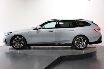 Vehicle image BMW 520d xDrive Touring