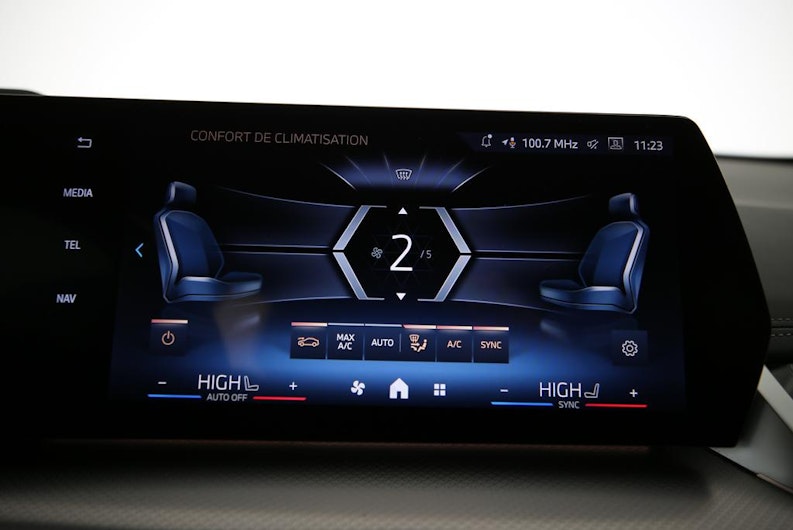 Vehicle image BMW X1