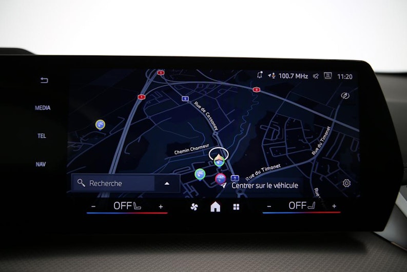 Vehicle image BMW X1