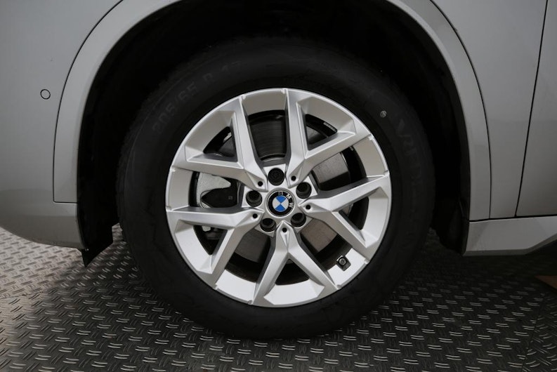 Vehicle image BMW X1