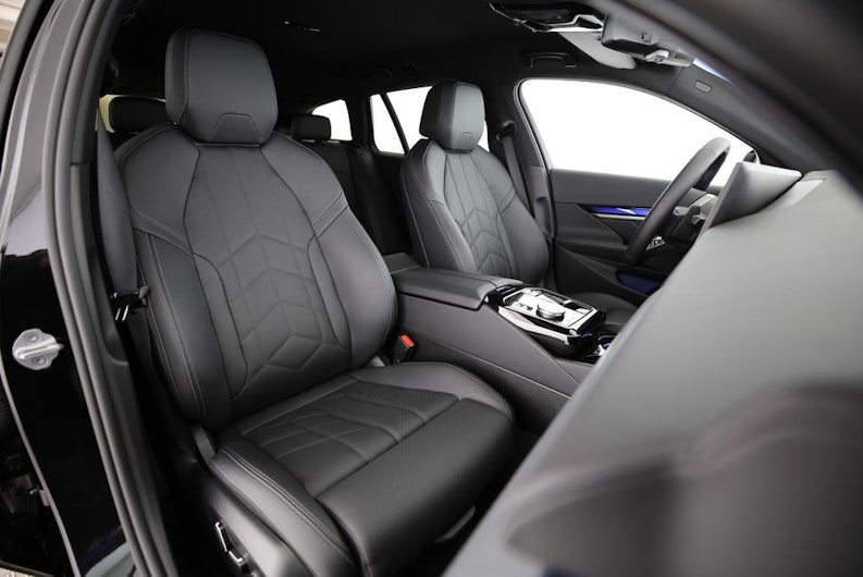 Vehicle image BMW 5 SERIES