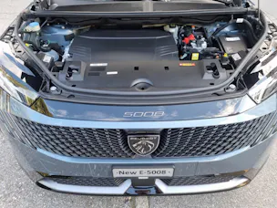 Peugeot 5008 e-GT