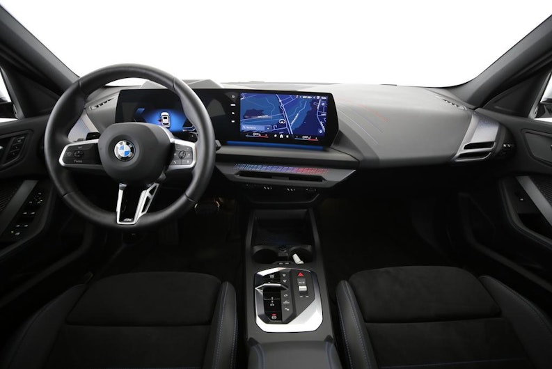 Vehicle image BMW 1 SERIES