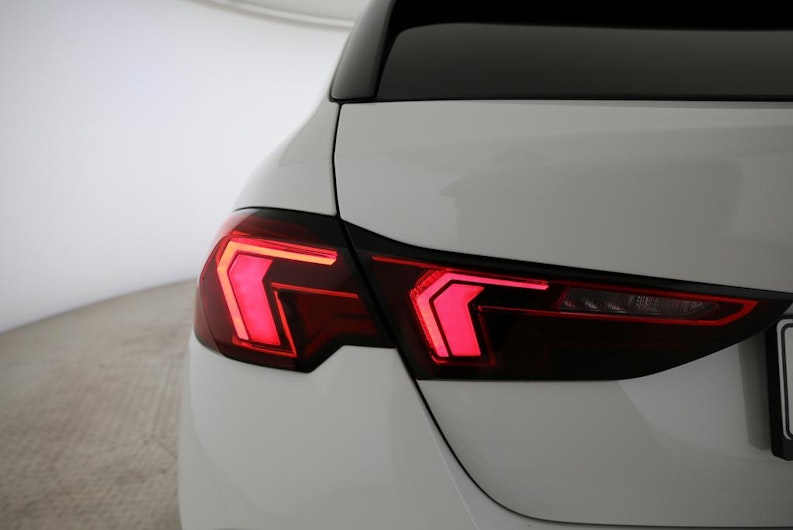 Vehicle image BMW 1 SERIES