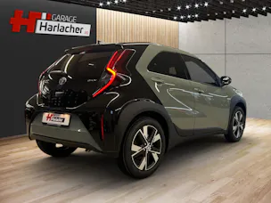 Toyota Aygo X 1.5 VVT-i HSD Trend