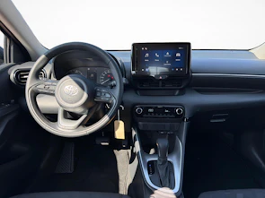 Fahrzeugbild TOYOTA Yaris 1.5 VVT-i HSD Comfort