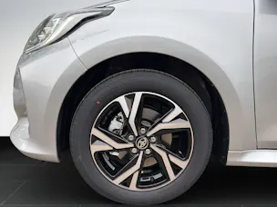 Toyota Yaris 1.5 VVT-i HSD Trend