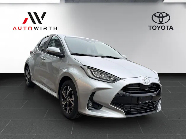 Toyota Yaris 1.5 VVT-i HSD Trend