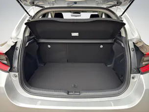 Toyota Yaris 1.5 VVT-i HSD Trend