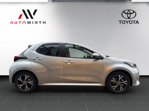 Toyota Yaris 1.5 VVT-i HSD Trend