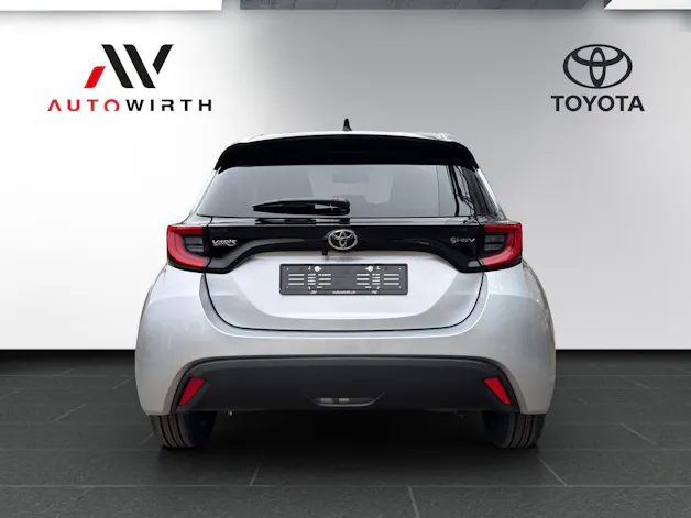 Toyota Yaris 1.5 VVT-i HSD Trend