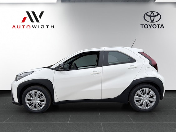 Vehicle image 7 Vehicle image 7