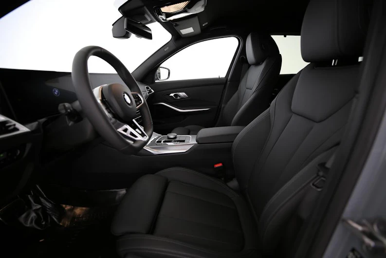 immagine del veicolo BMW 3 SERIES