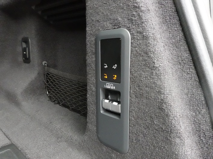 Vehicle image LAND ROVER RANGE ROVER SPORT