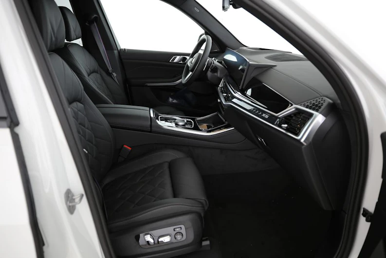 image du véhicule BMW X5