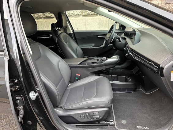 Vehicle image 8 Vehicle image 8