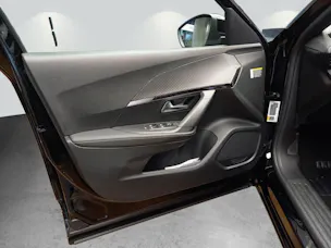 Peugeot 2008 1.2 Hybrid 145 Allure
