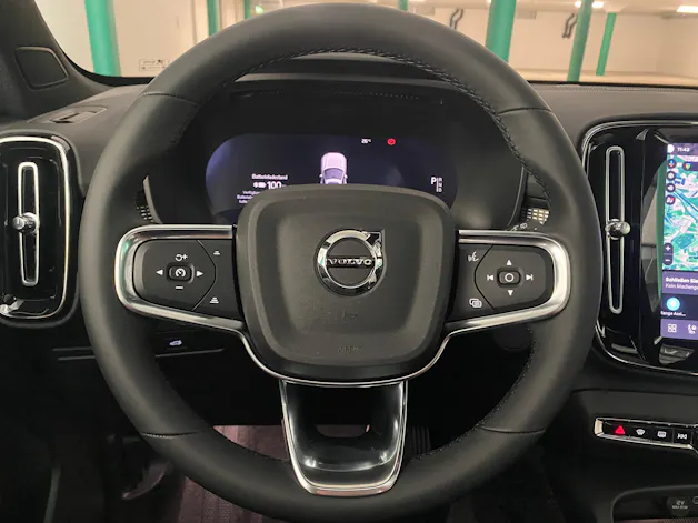 Volvo EX40 Twin Black Edition AWD